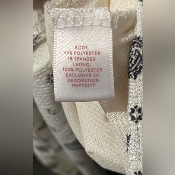 Lauren Conrad Ruffle Cold-Shoulder‎ Dress - Picture 3 of 6